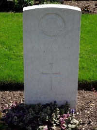 Klagenfurt War Cemetery - Nolan, Daniel Joseph (Danny)